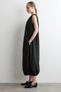 MIDIKLEID MIT BUBBLE-SAUM