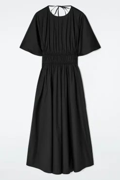 MIDIKLEID MIT RÜCKENAUSSCHNITT UND RAFFUNGEN