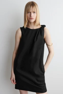 MINIKLEID AUS LEINEN MIT TWIST-DETAIL