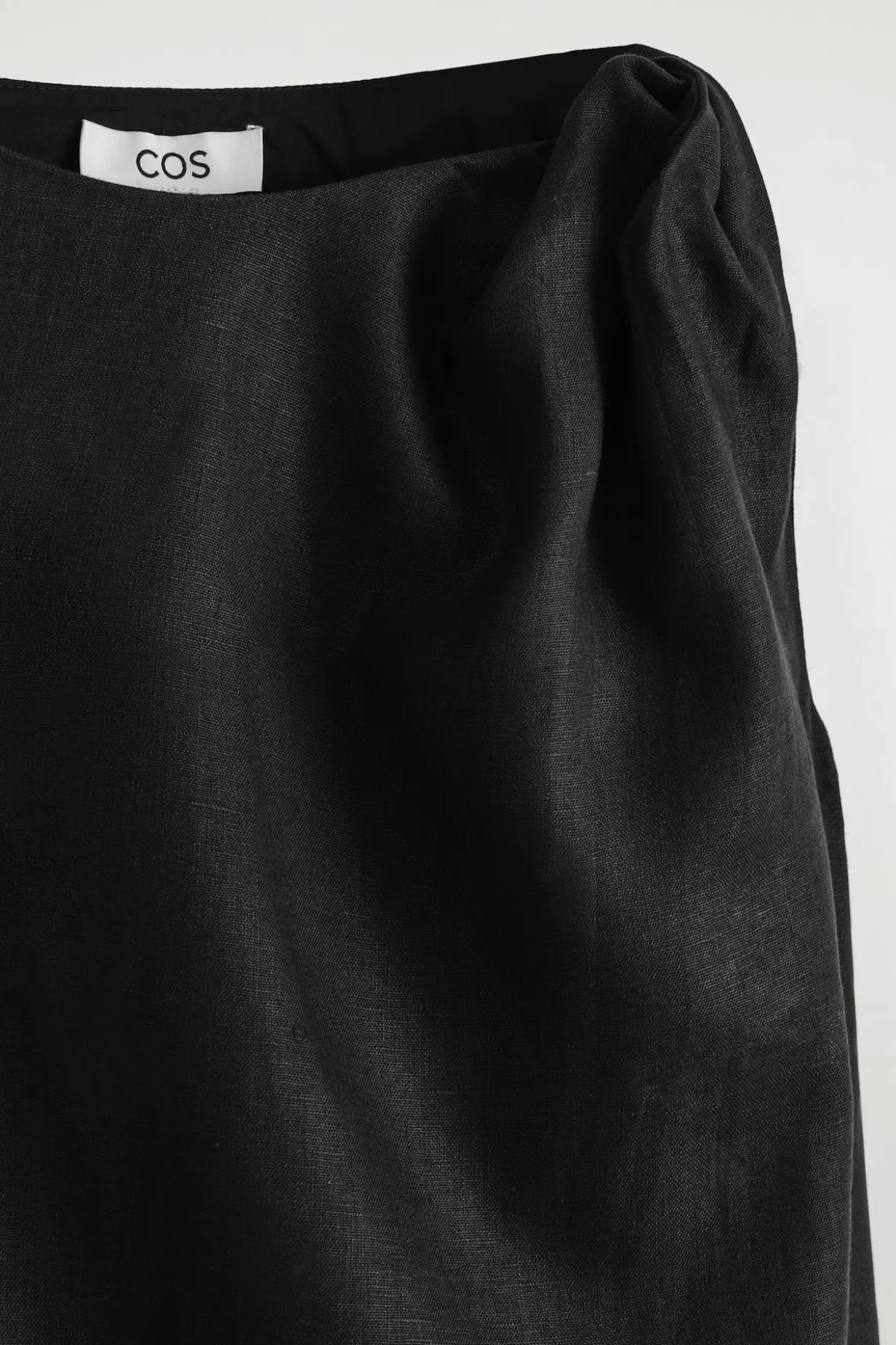 MINIKLEID AUS LEINEN MIT TWIST-DETAIL