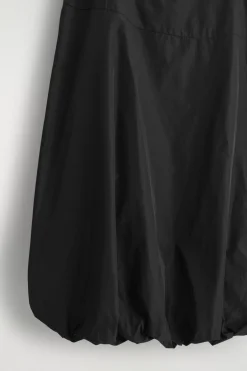 MINIKLEID MIT BUBBLE-SAUM