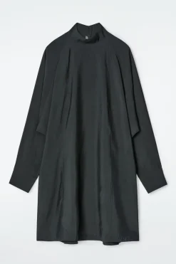 MINIKLEID MIT FLEDERMAUSÄRMELN