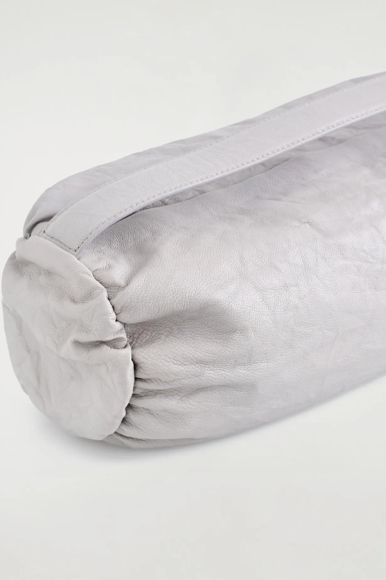 MINI-ZYLINDER-CLUTCH - STRUKTURIERTES LEDER