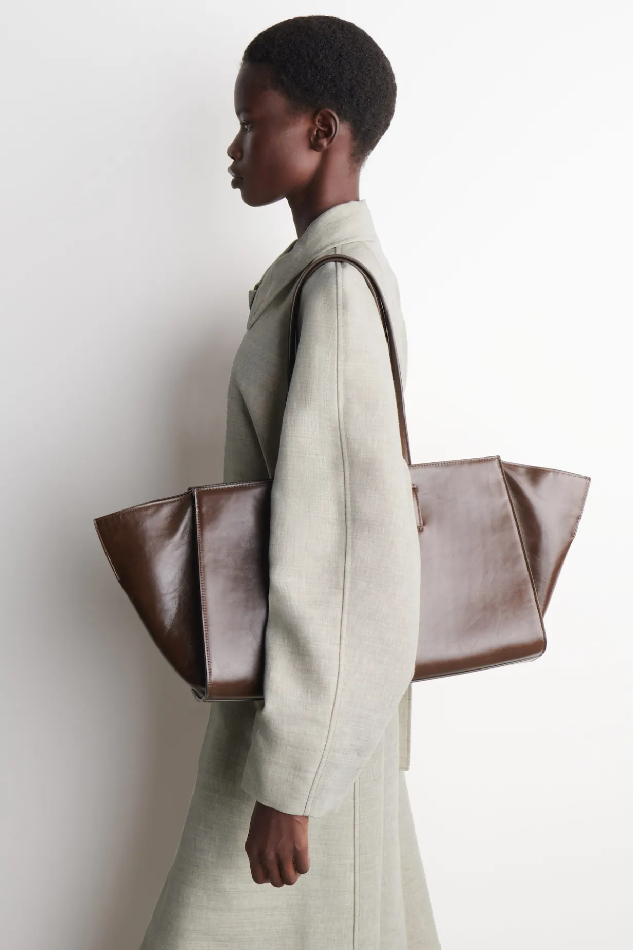 MONUMENT TOTE BAG - LEDER