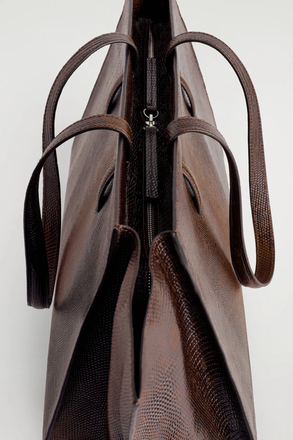 MONUMENT TOTE BAG - LEDER