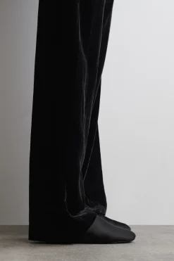 MULES AUS SATIN