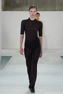 NAHTLOSE TRANSPARENTE STRICKHOSE AUS SEIDE