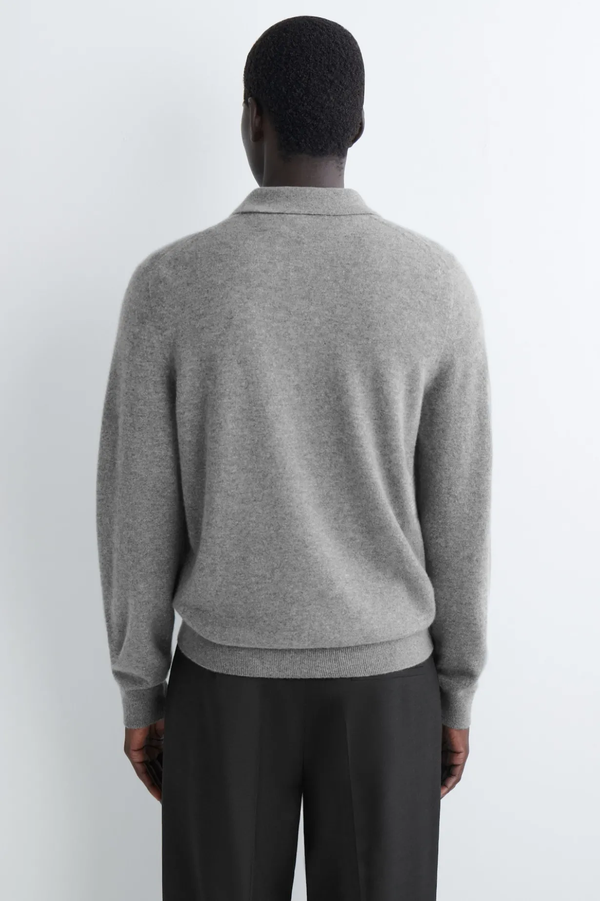 NAHTLOSES POLOSHIRT AUS KASCHMIR