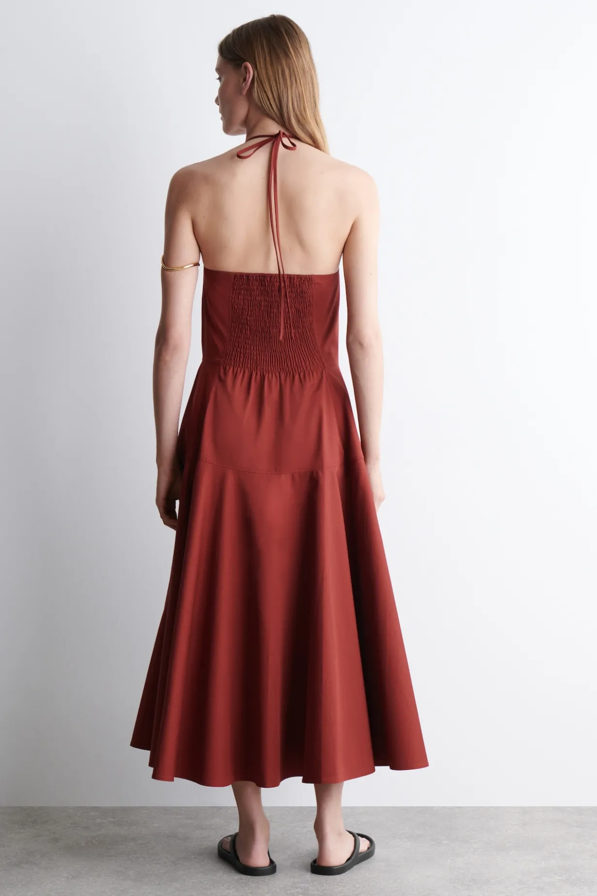 NECKHOLDER-KLEID AUS PIMA-BAUMWOLLE