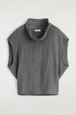 OBERTEIL AUS SATIN IN KNITTEROPTIK