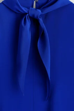 OBERTEIL MIT DRAPIERTEM SCHALDETAIL
