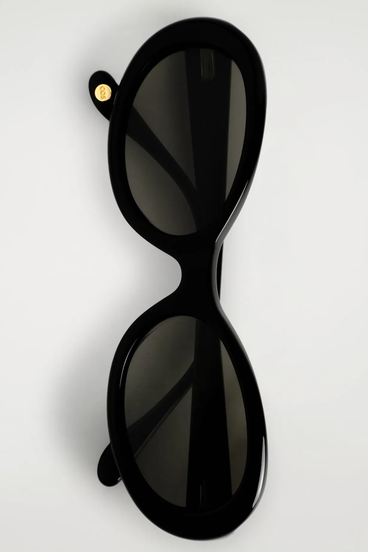 OVALE SONNENBRILLE