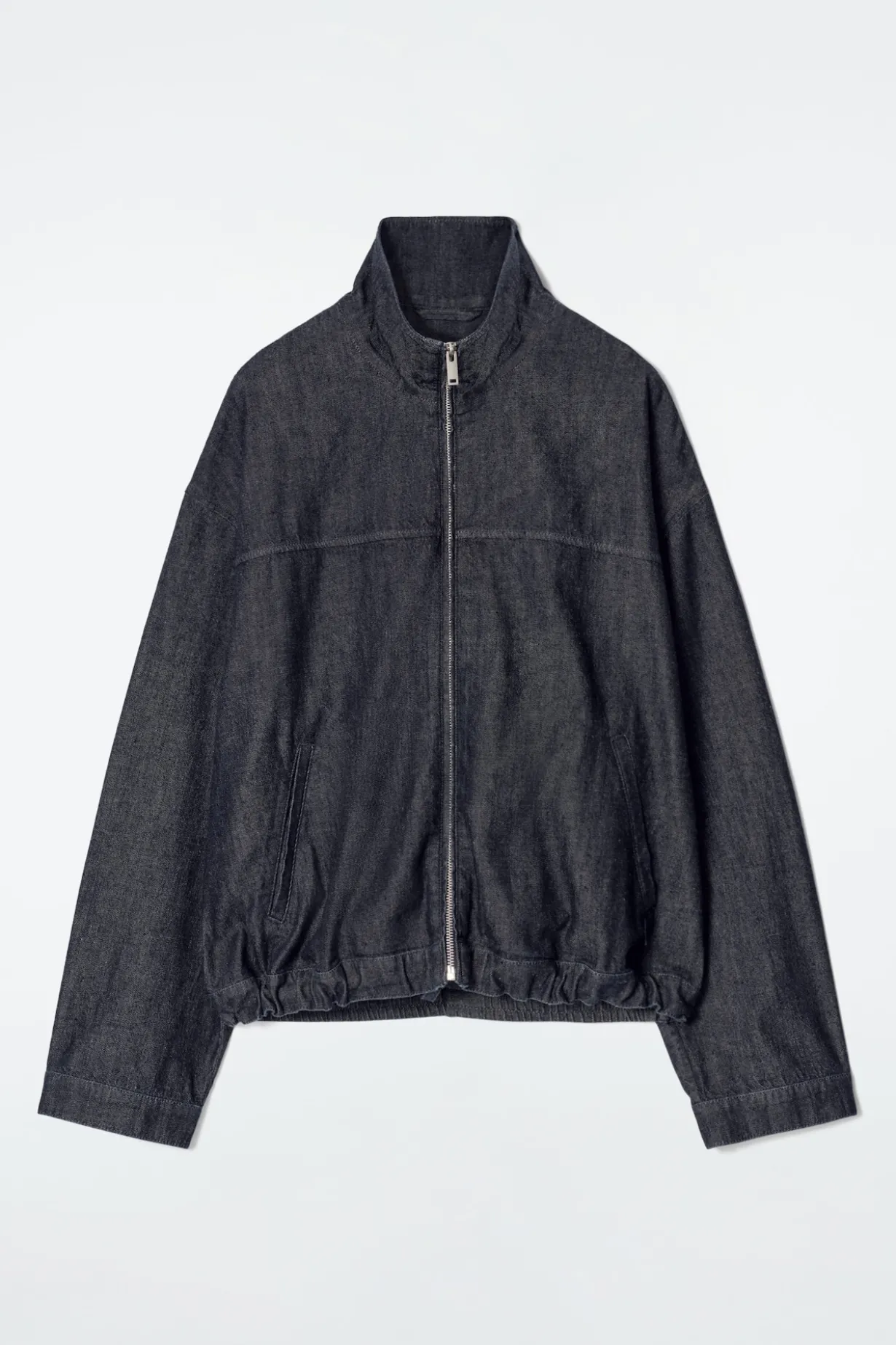 OVERSIZED-BOMBERJACKE AUS DENIM