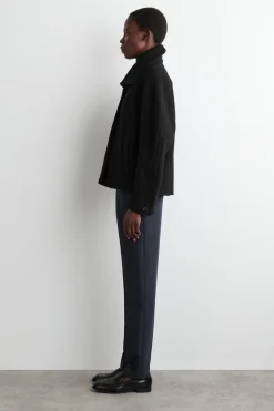 OVERSIZED-KURZJACKE AUS KOCHWOLLE