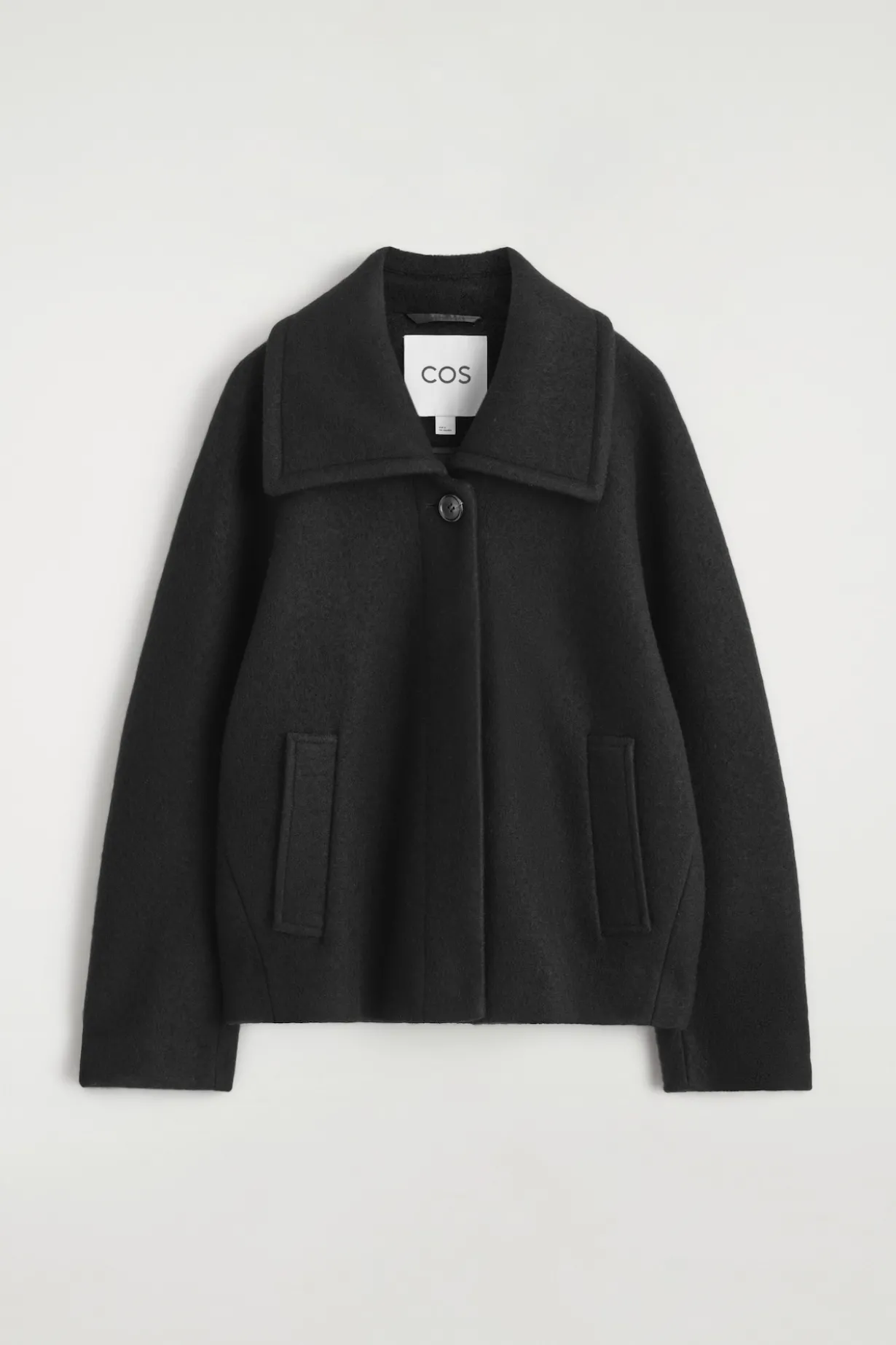 OVERSIZED-KURZJACKE AUS KOCHWOLLE