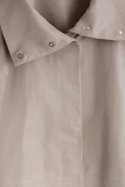 OVERSIZED-LEDERBOMBERJACKE MIT STEHKRAGEN