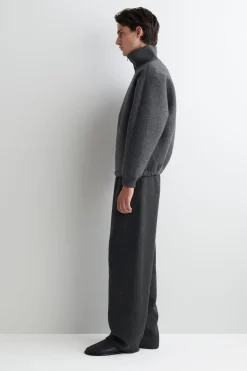 OVERSIZED-PULLOVER AUS SCUBA MIT TRICHTERKRAGEN