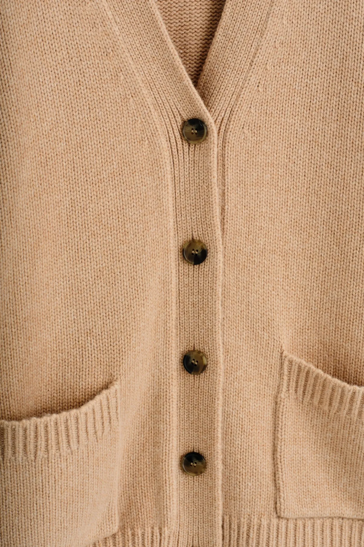OVERSIZED-STRICKJACKE AUS MERINOWOLLE