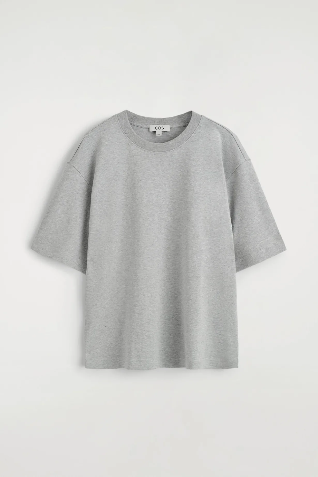 OVERSIZED-T-SHIRT
