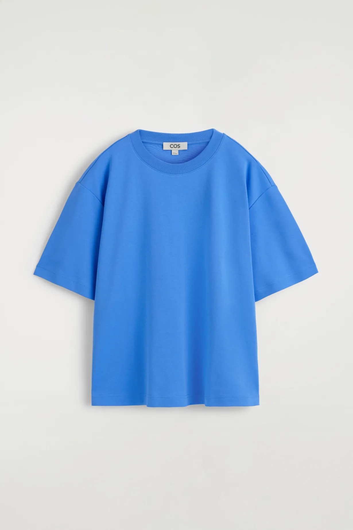 OVERSIZED-T-SHIRT