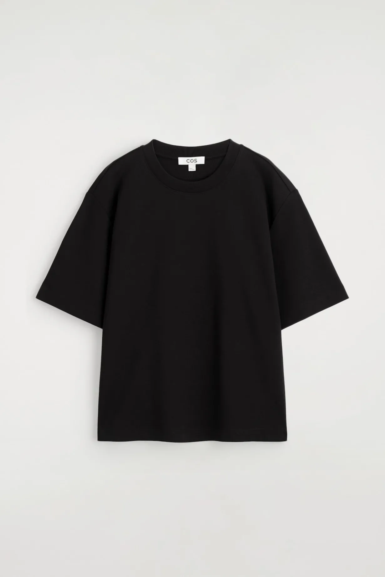 OVERSIZED-T-SHIRT