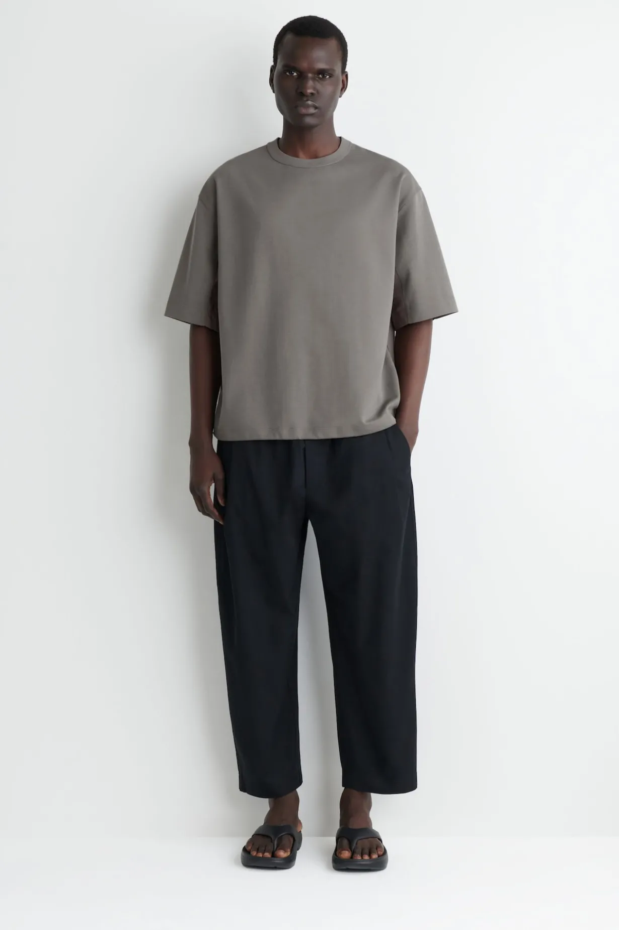 OVERSIZED-T-SHIRT MIT KORDELZUG