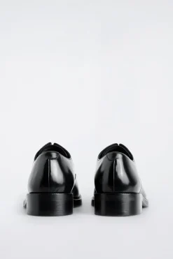 OXFORD-SCHUHE AUS LEDER