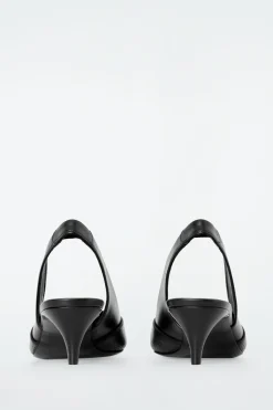 PERFORIERTE HEELS AUS LEDER MIT SLINGBACK-RIEMEN