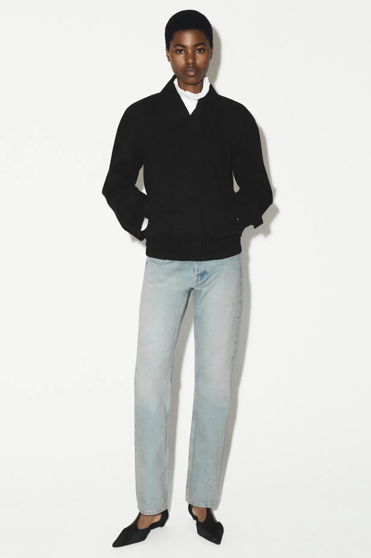 PIPELINE JEANS MIT SCHMALEM BEIN