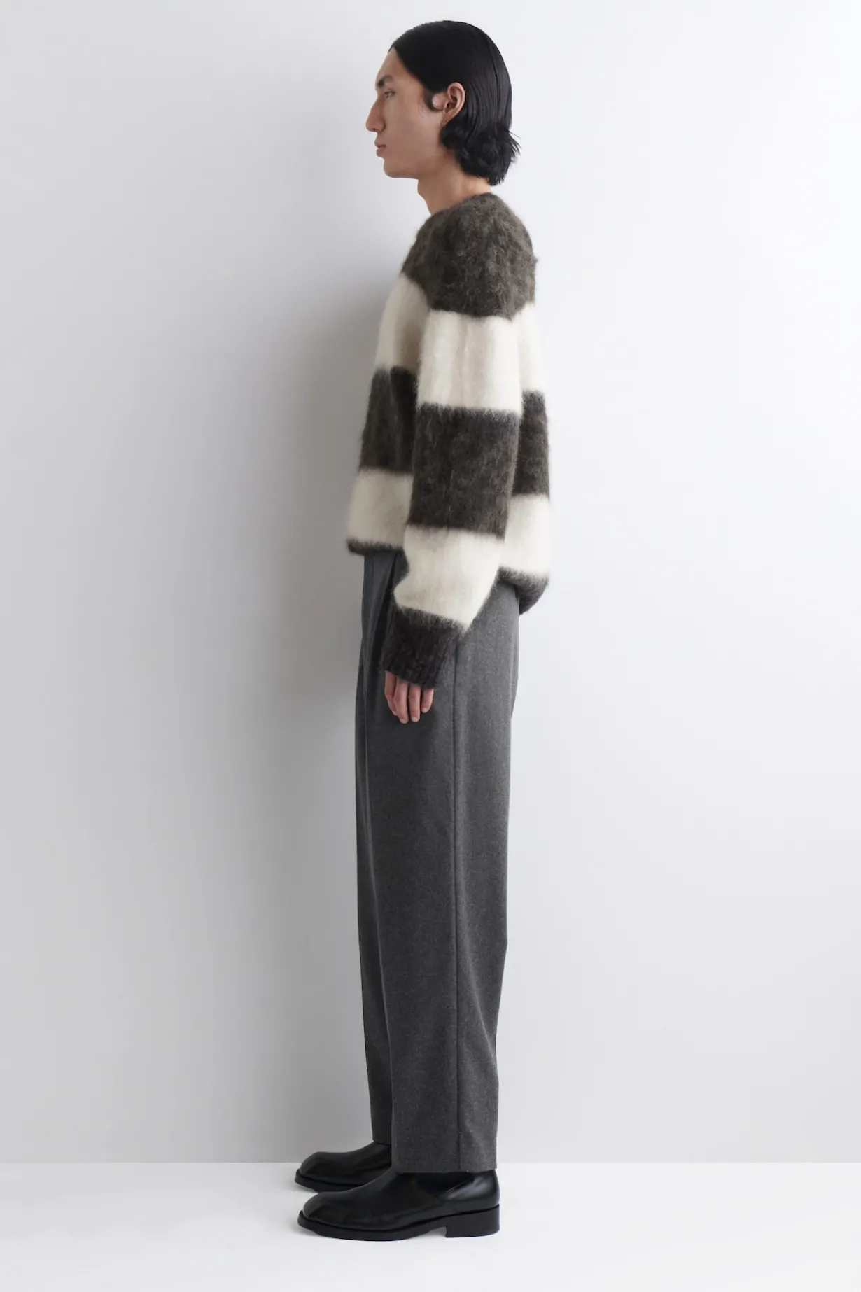 PLEATED WOOL RELAXED-FIT STRAIGHT-LEG TROUSERS