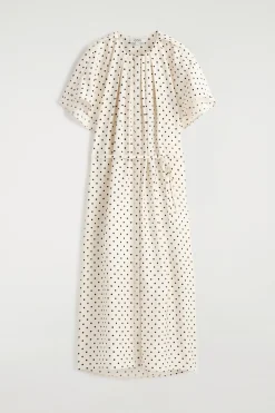 PLISSIERTES MIDIKLEID MIT GÜRTEL