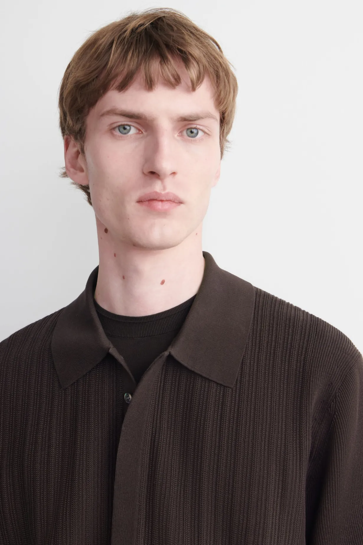 POLOSHIRT AUS BAUMWOLLE MIT EINSÄTZEN
