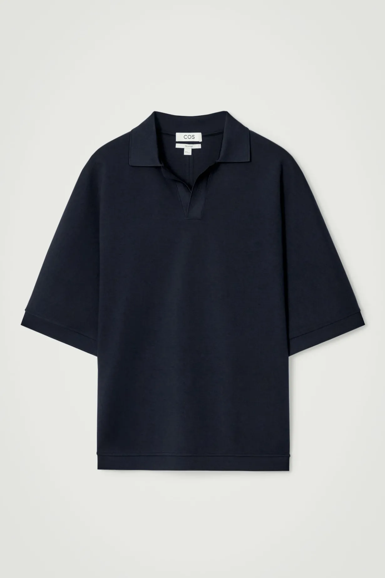 POLOSHIRT AUS JERSEY MIT OFFENEM KRAGEN