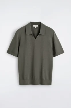 POLOSHIRT AUS MERINOWOLLE MIT OFFENEM KRAGEN