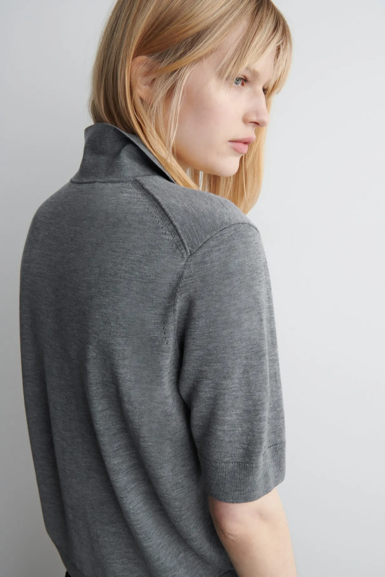 POLOSTRICKJACKE AUS MERINOWOLL-MIX
