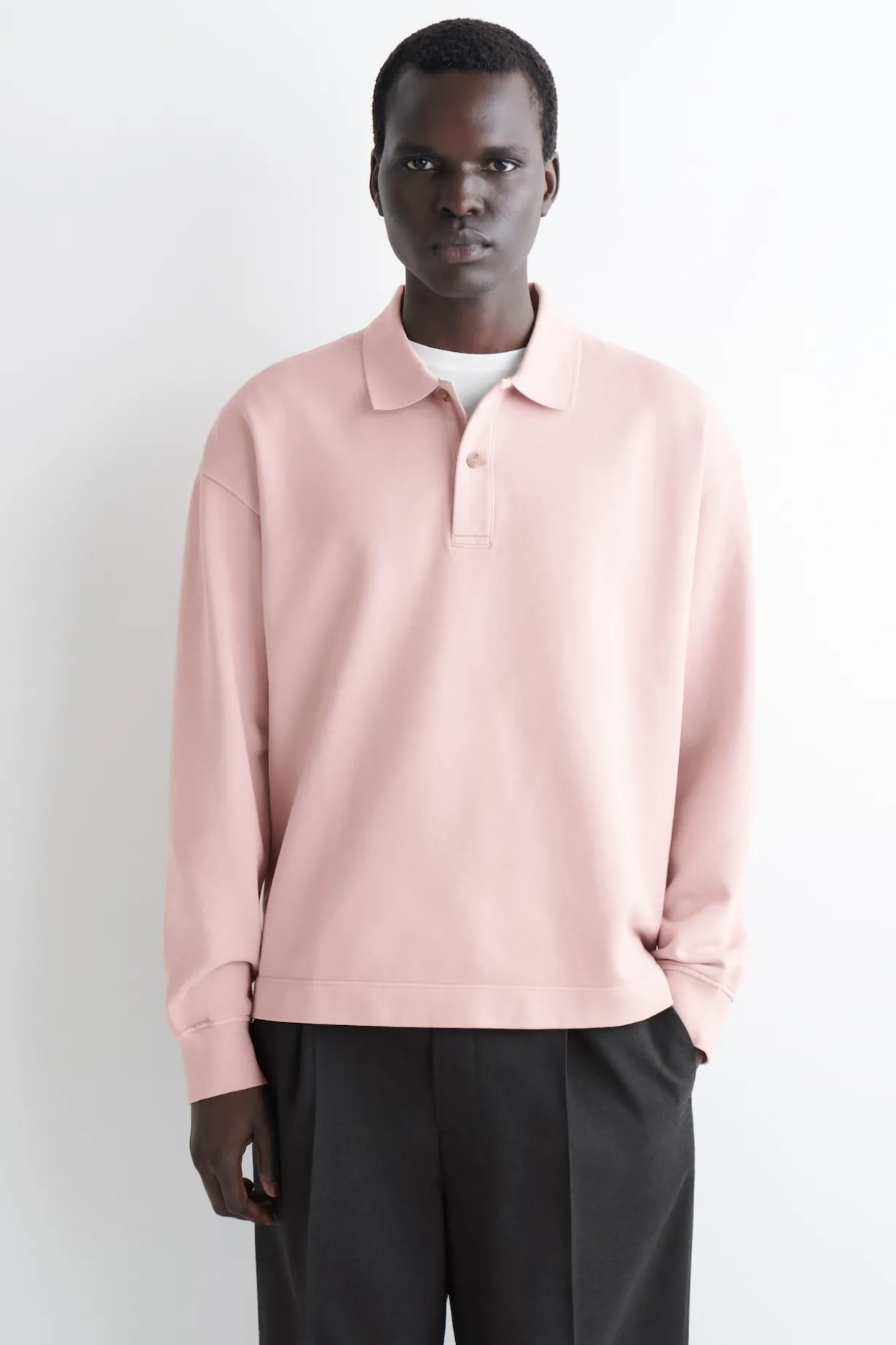 POLO-SWEATSHIRT AUS VORGEWASCHENER BAUMWOLLE