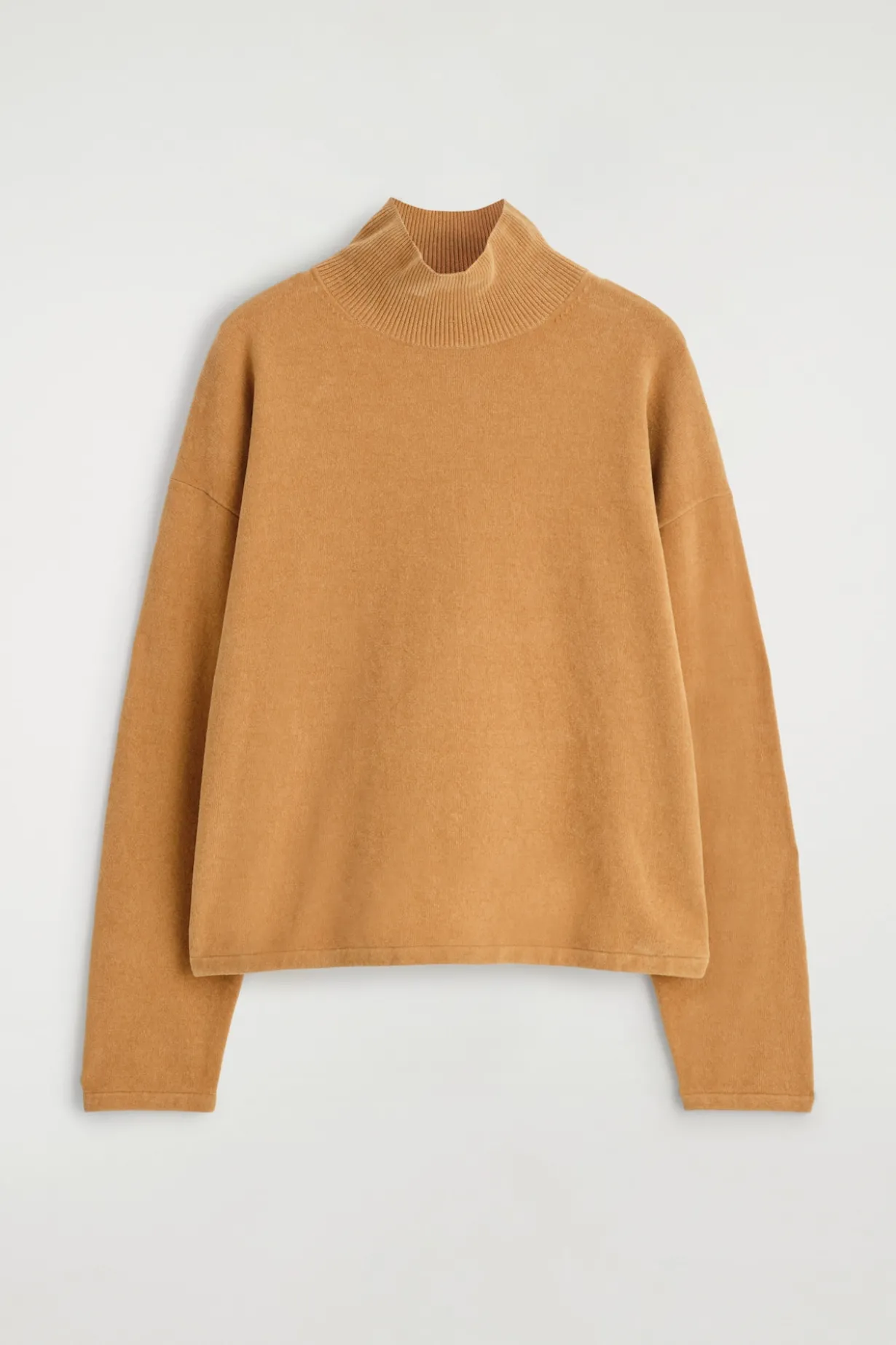 PULLOVER AUS CHENILLE MIT TRICHTERKRAGEN