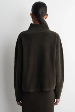 PULLOVER AUS CHENILLE MIT TRICHTERKRAGEN