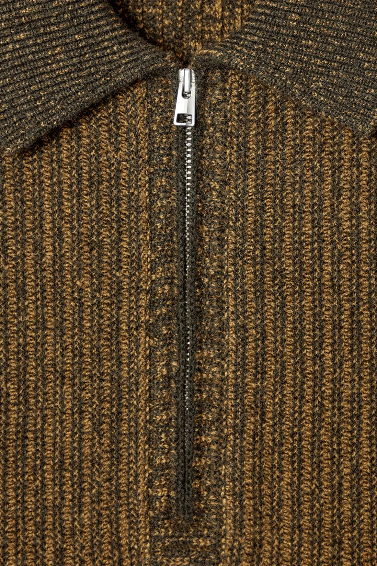 PULLOVER AUS MERINOWOLL-YAK-MIX MIT KRAGEN