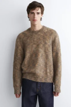 PULLOVER AUS MOHAIR-MIX MIT RUNDHALSAUSSCHNITT