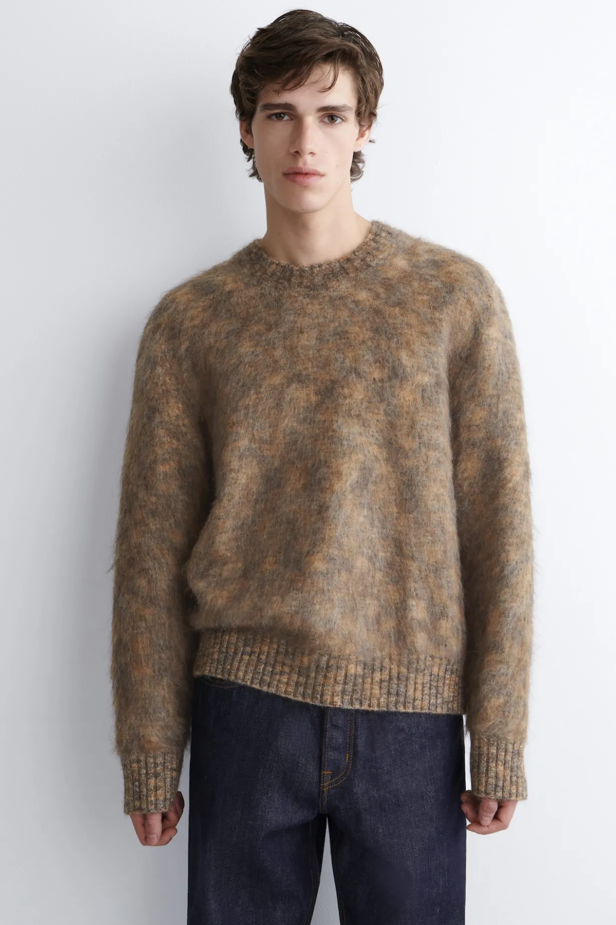 PULLOVER AUS MOHAIR-MIX MIT RUNDHALSAUSSCHNITT