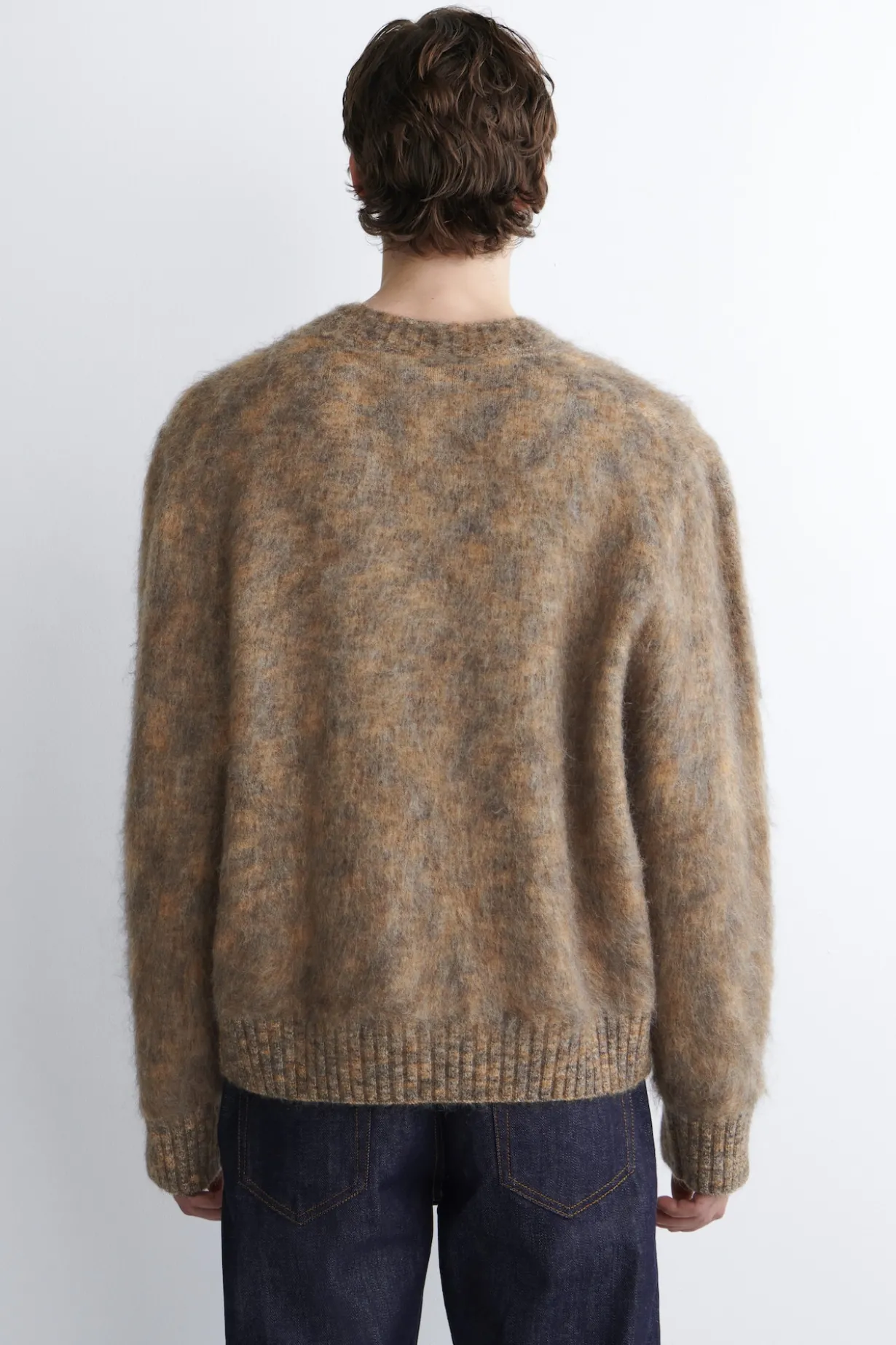 PULLOVER AUS MOHAIR-MIX MIT RUNDHALSAUSSCHNITT