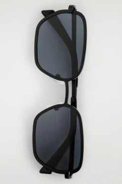 RECHTECKIGE SONNENBRILLE MIT METALLGESTELL