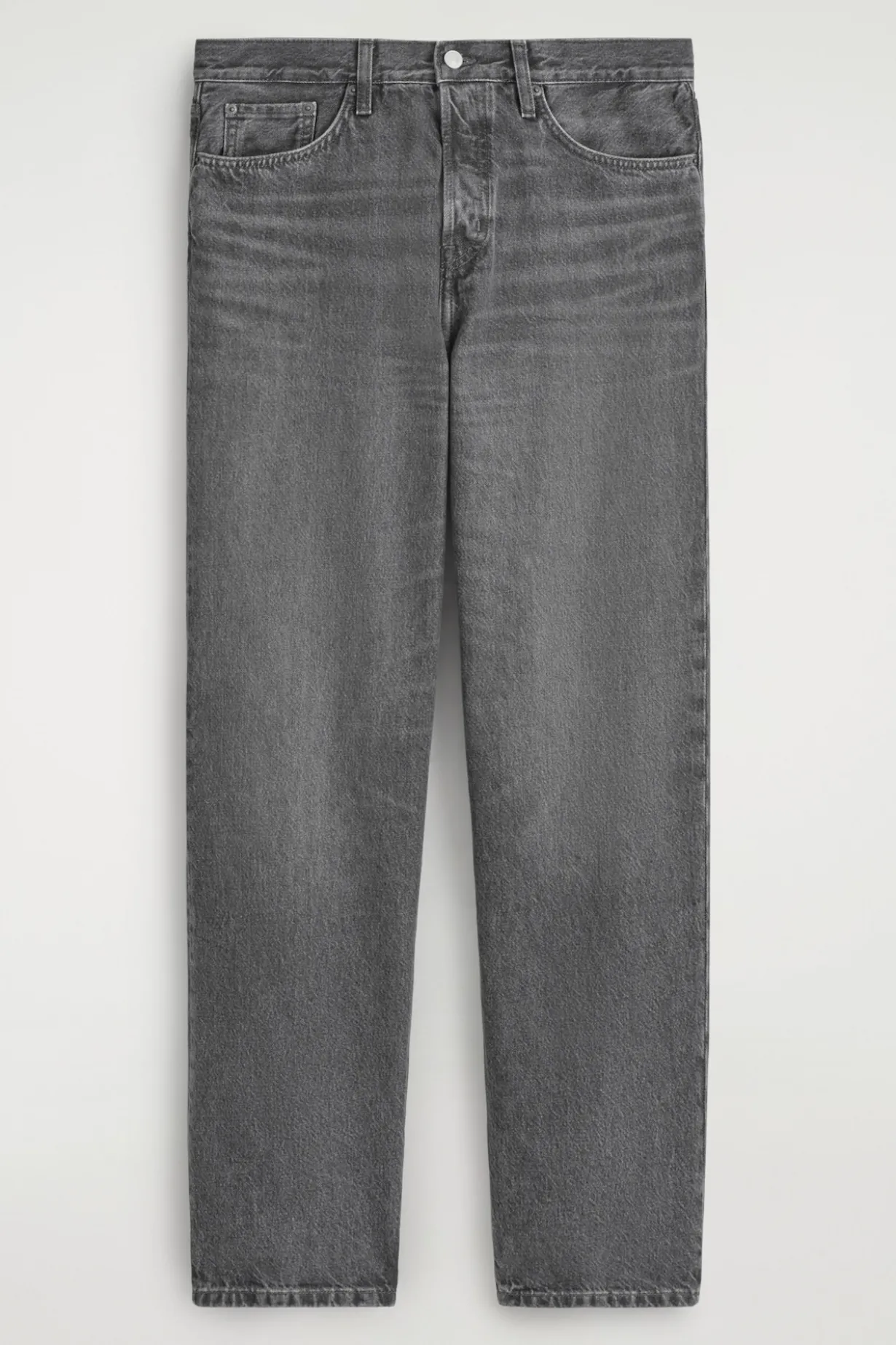 RIDER JEANS MIT GERADEM BEIN UND LOCKERER PASSFORM