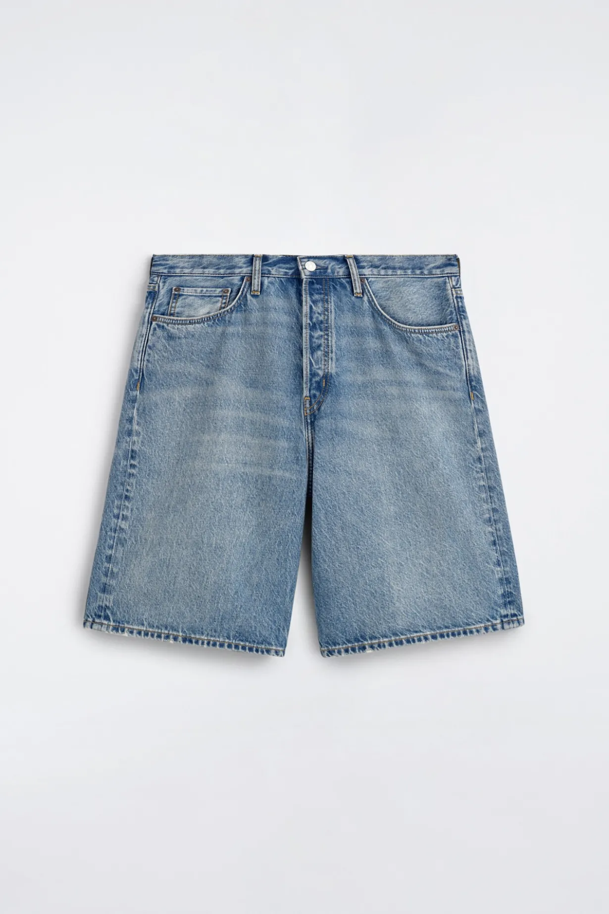 RIDER JEANSSHORTS MIT LOCKERER PASSFORM