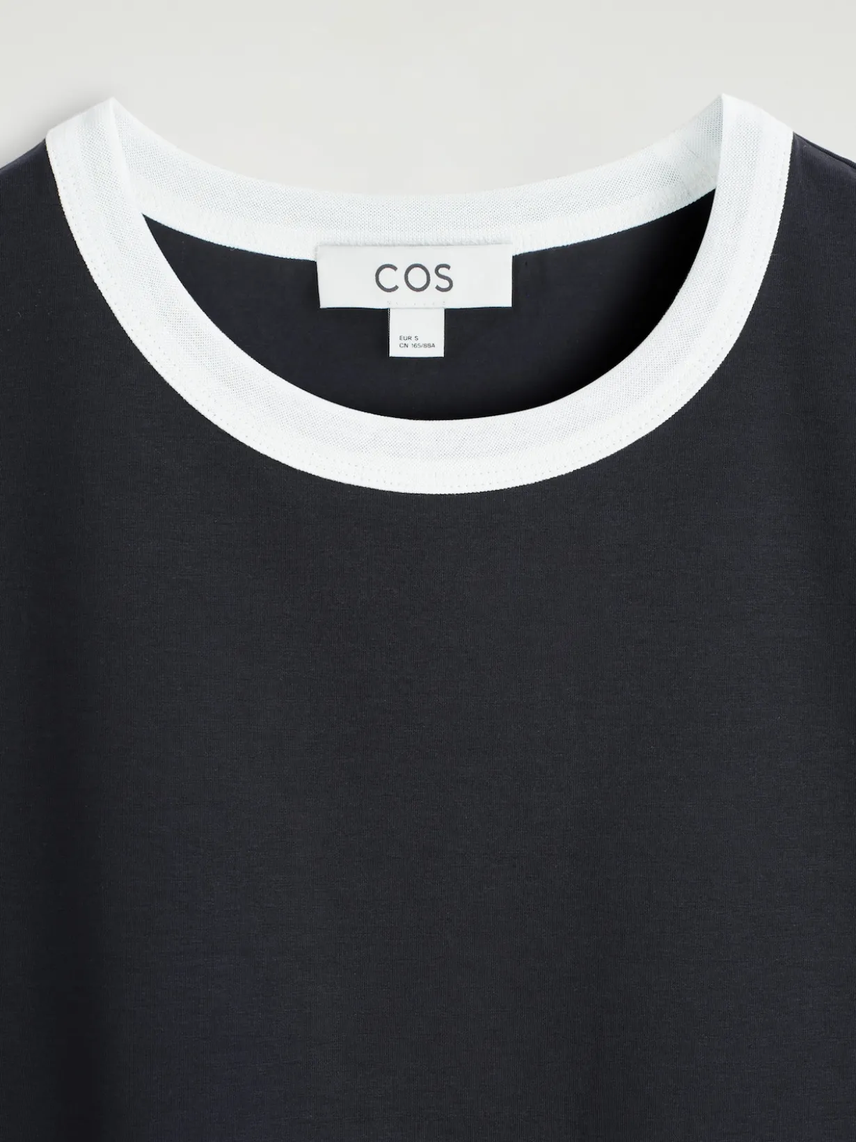 RINGER-T-SHIRT
