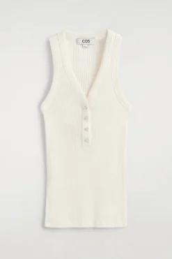 RIPPSTRICK-TANKTOP MIT HENLEY-AUSSCHNITT