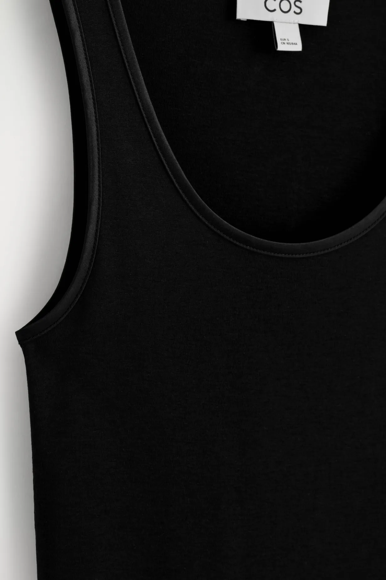 ÄRMELLOSES TANKTOP AUS BAUMWOLLJERSEY