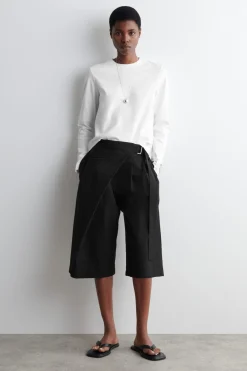 SCHLICHTES LANGARMSHIRT MIT NORMALER PASSFORM