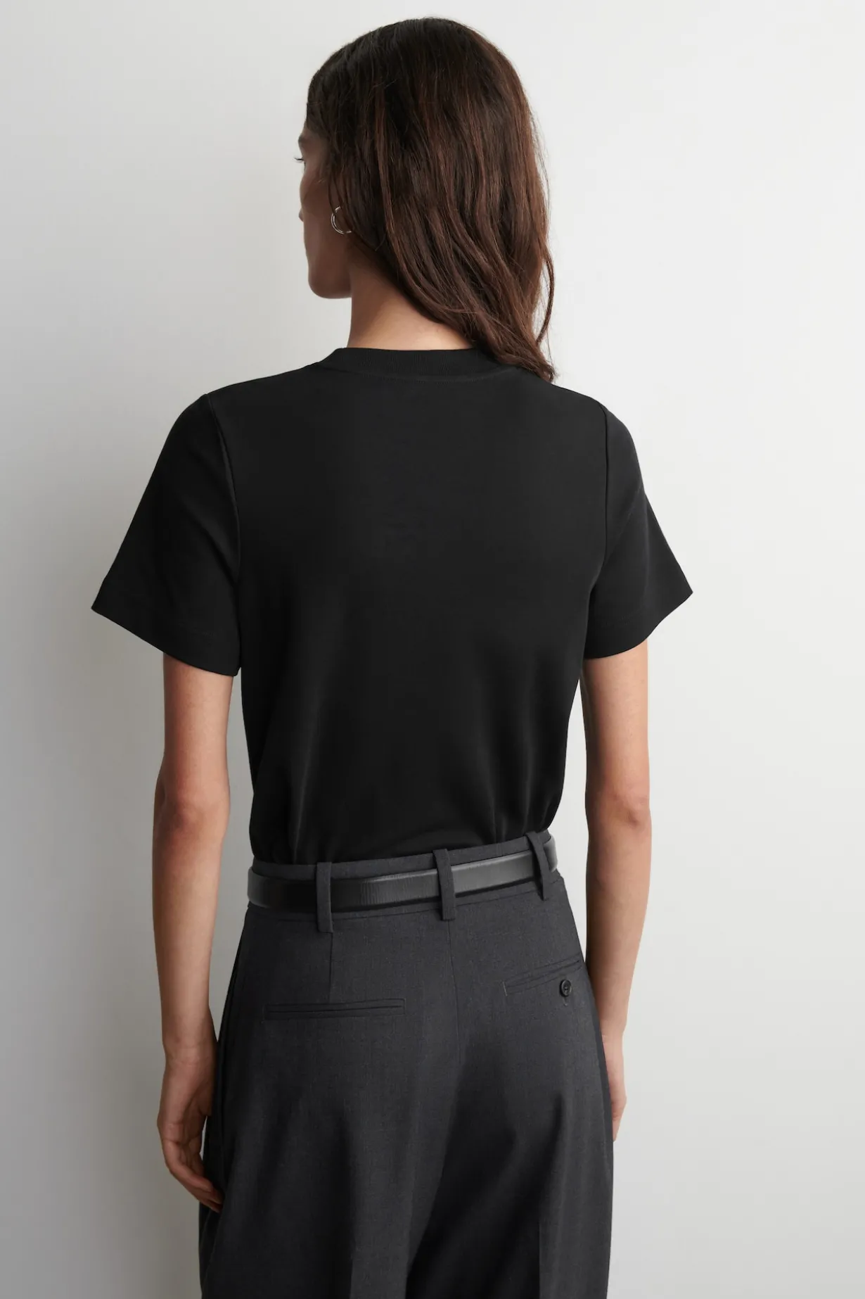 SCHLICHTES T-SHIRT